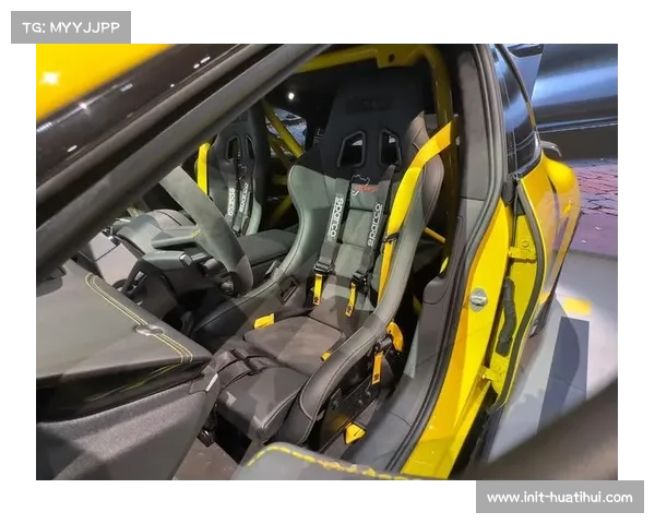 FIA更新赛车防滚架标准，2026年将强制采用新材料